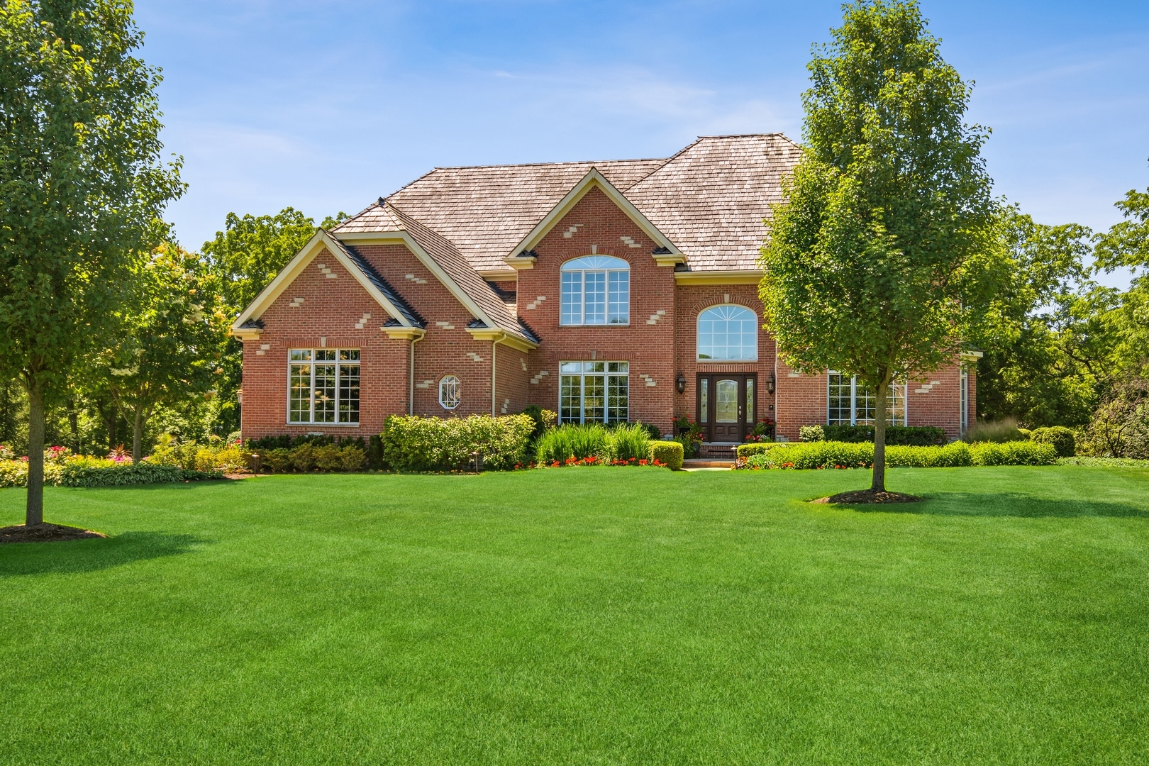 Property Photo: 21891 N Tall Oaks Drive IL 60047