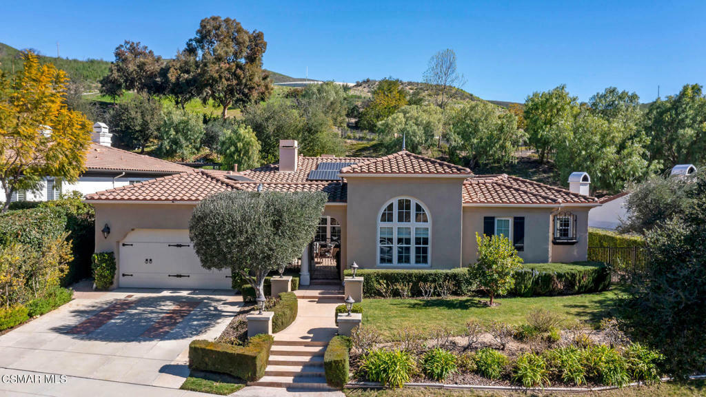 Property Photo:  598 N Conejo School Road  CA 91362 