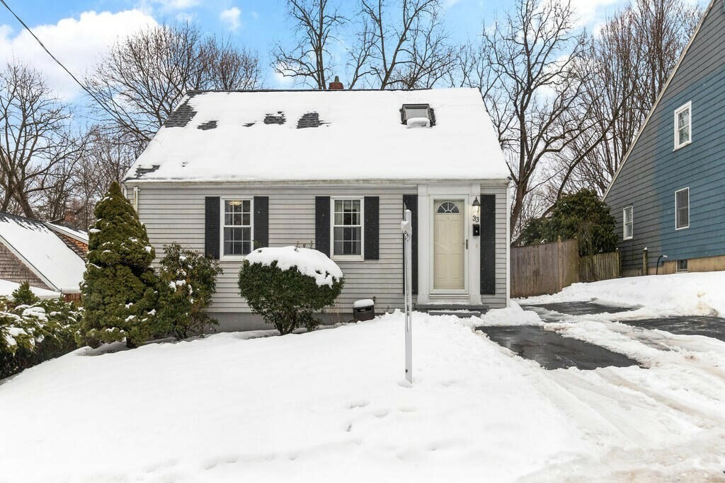 Property Photo:  33 Winthrop Street Ext  MA 01923 
