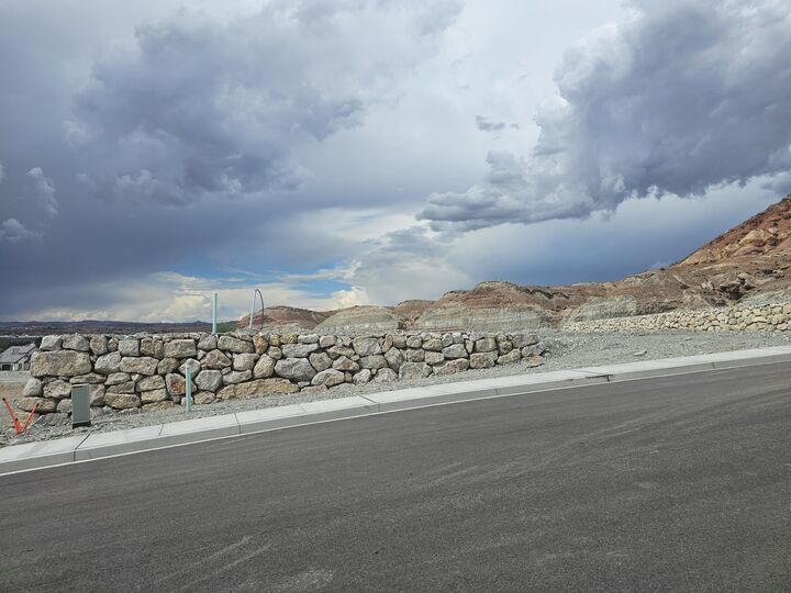 Property Photo:  1029 E Tomahawk Dr  UT 84780 