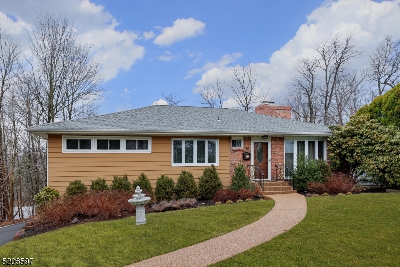 Property Photo:  81 Lessing Rd  NJ 07052 