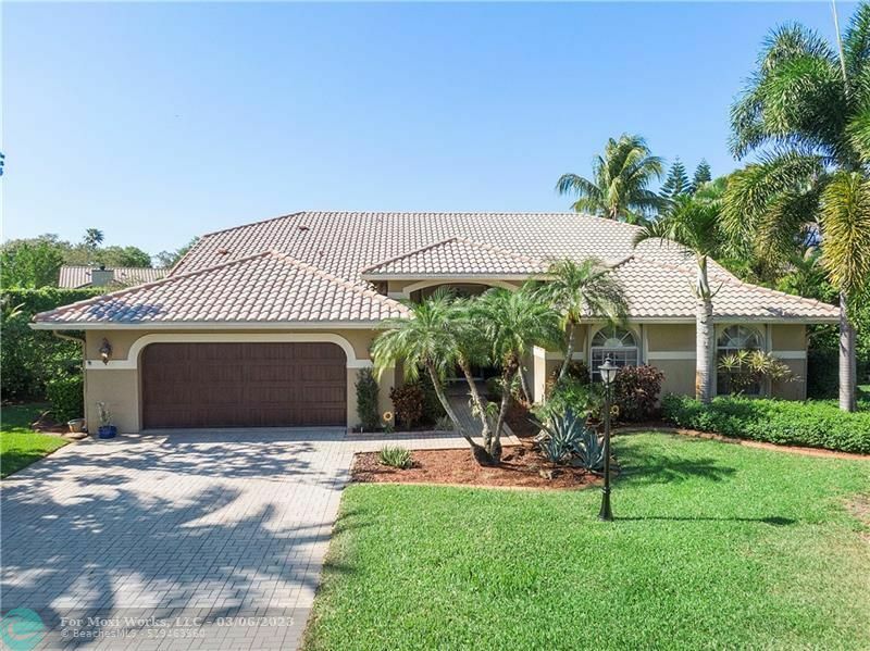 Property Photo:  9675 NW 59th Ct  FL 33076 