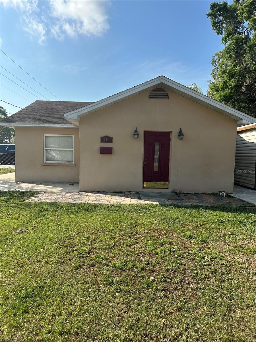 Property Photo:  815 W Stuart Street  FL 33830