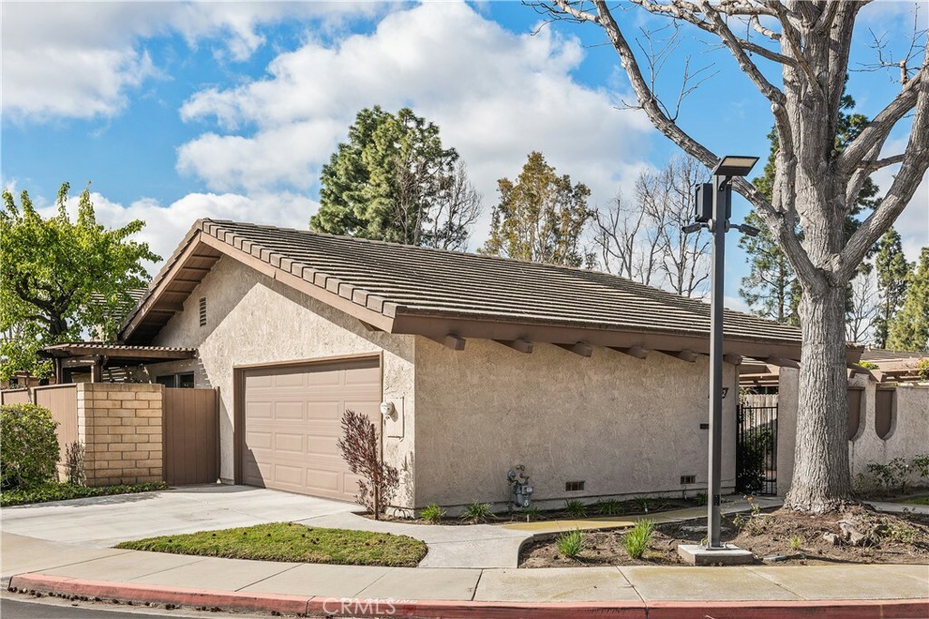 Property Photo: 9432 Tudor Lane CA 92841