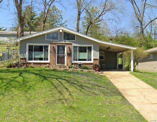 Property Photo: 1017 Grovena Drive MO 63126