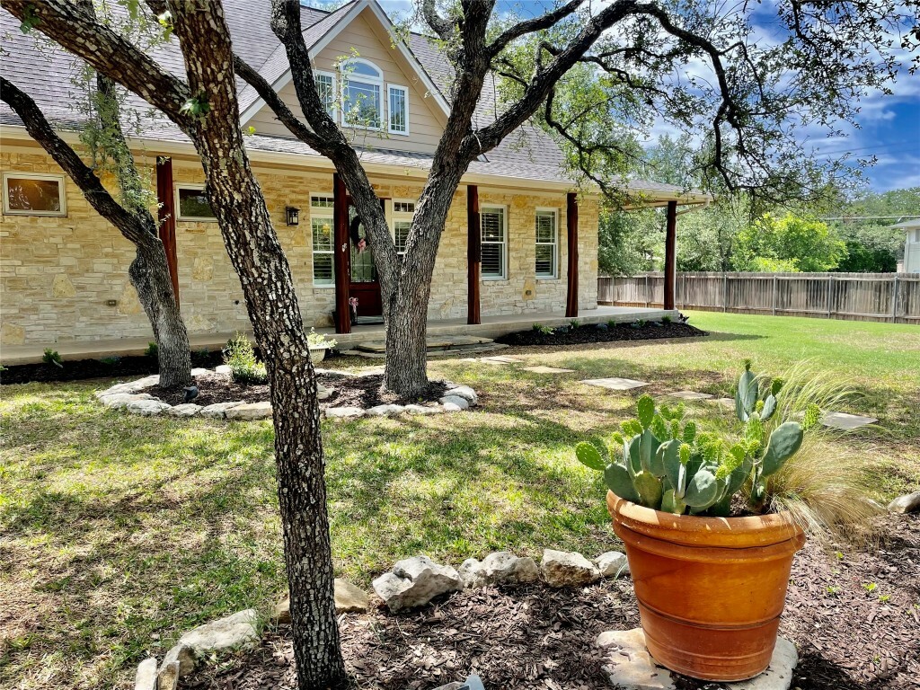 Property Photo:  15611 Enid Drive  TX 78734 