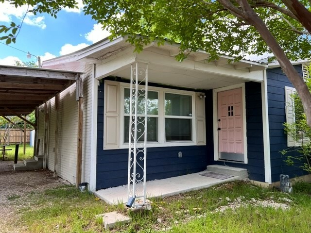 Property Photo:  603 W Pecan Street  TX 76574 