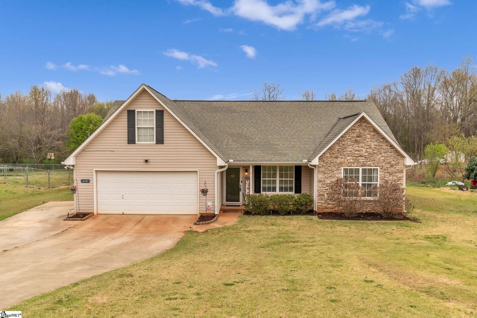 Property Photo: 1640 Martin Road SC 29301-1158
