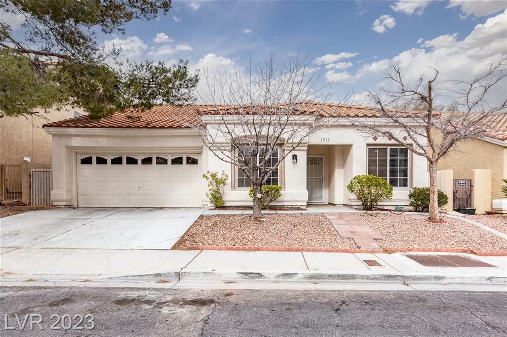 Property Photo: 1973 Canyon Breeze Drive NV 89134