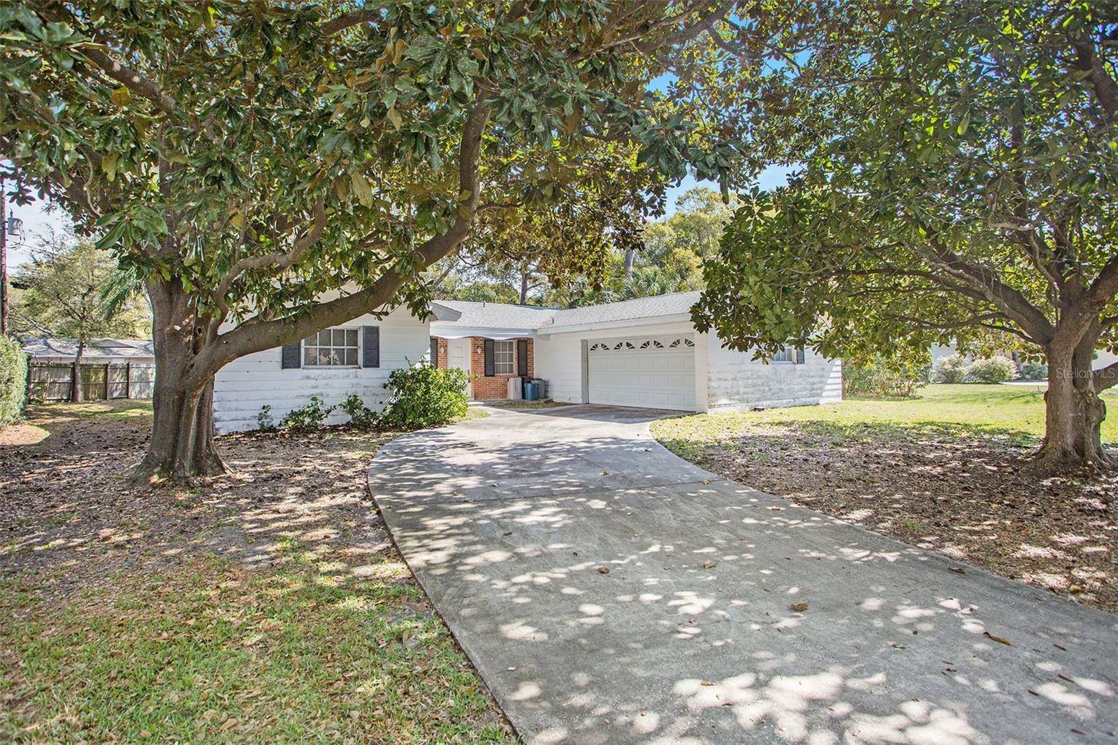 Property Photo: 13425 99th Avenue FL 33776