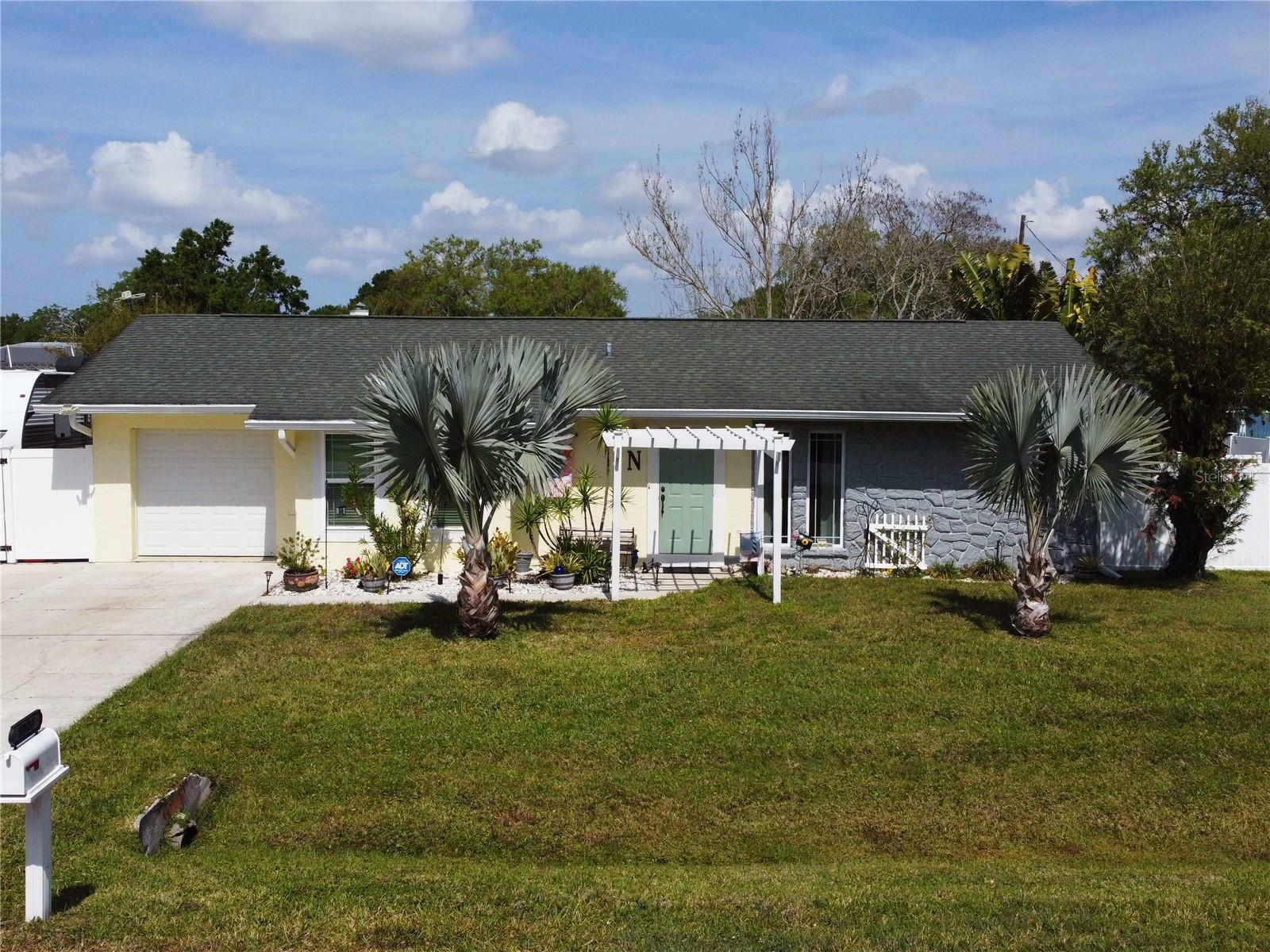 Property Photo:  8008 25th Street E  FL 34219 