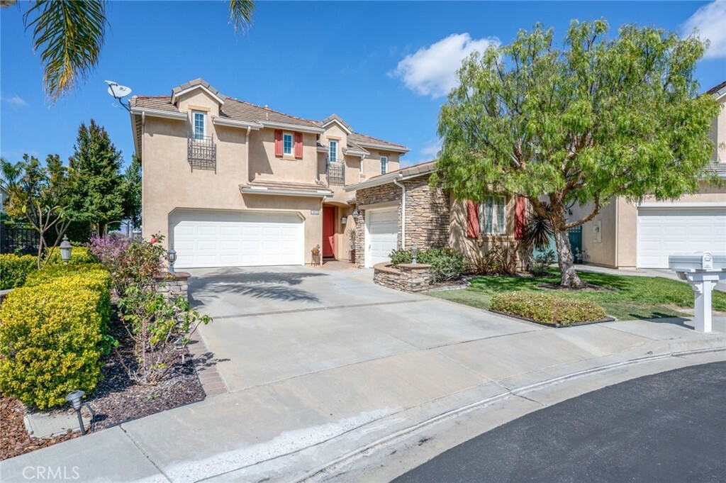 Property Photo:  2021 S Sanders Court  CA 90631 