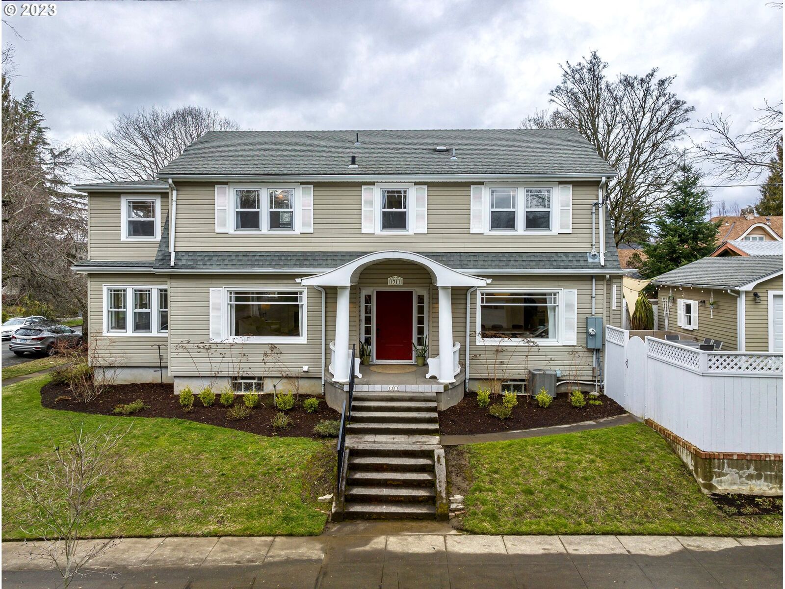 Home for sale in Portland 1311 NE Knott St, Portland, OR 97212