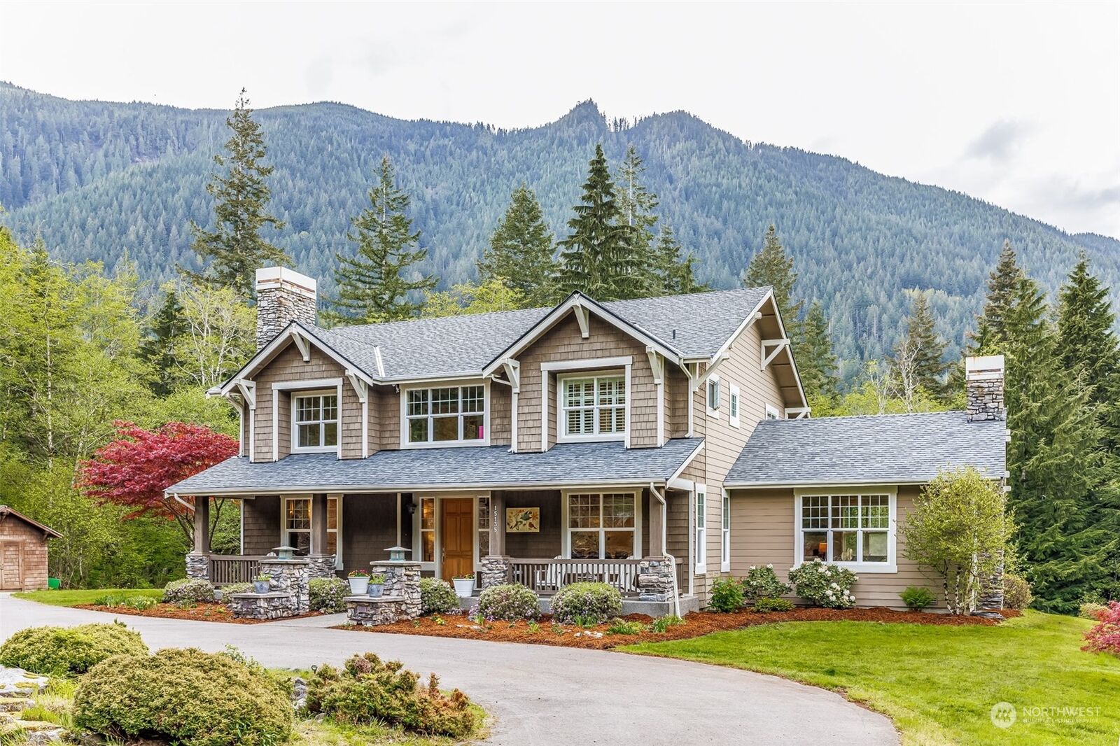 Property Photo:  15135 Uplands Way SE  WA 98045 