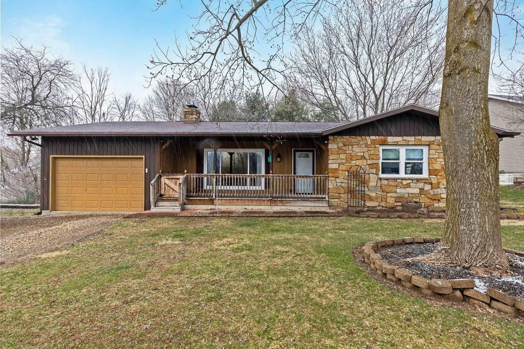 1445 Apple Valley Drive  Howard OH 43028 photo