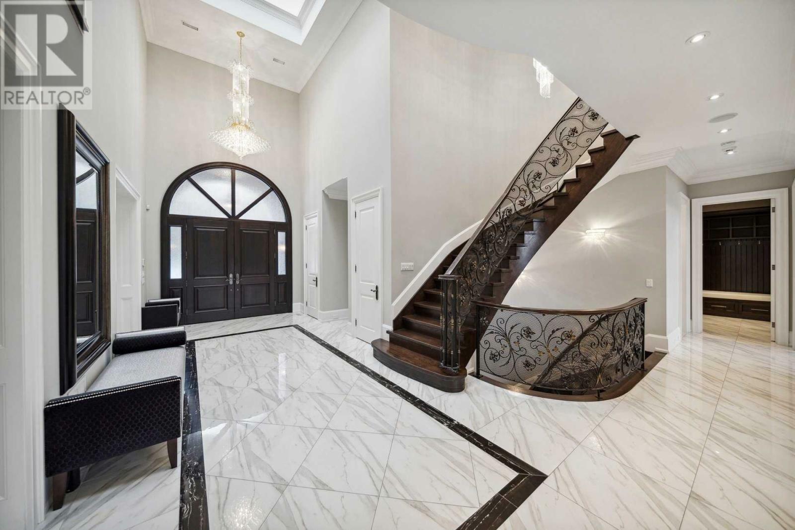 Property Photo:  1604 Spring Road  ON L5J1N3 