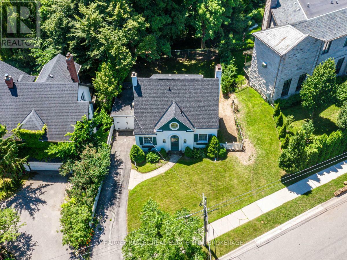 Property Photo:  61 Highland Crescent  ON M2L1G7 