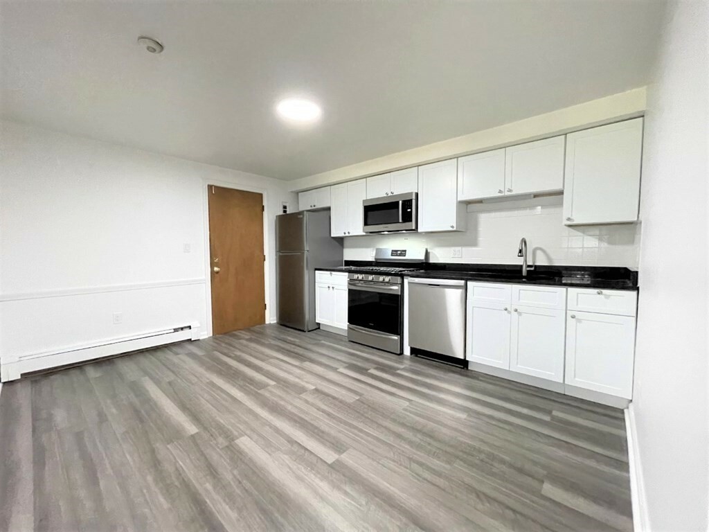 Property Photo: 805 Haverhill Street 3-A2 MA 01969
