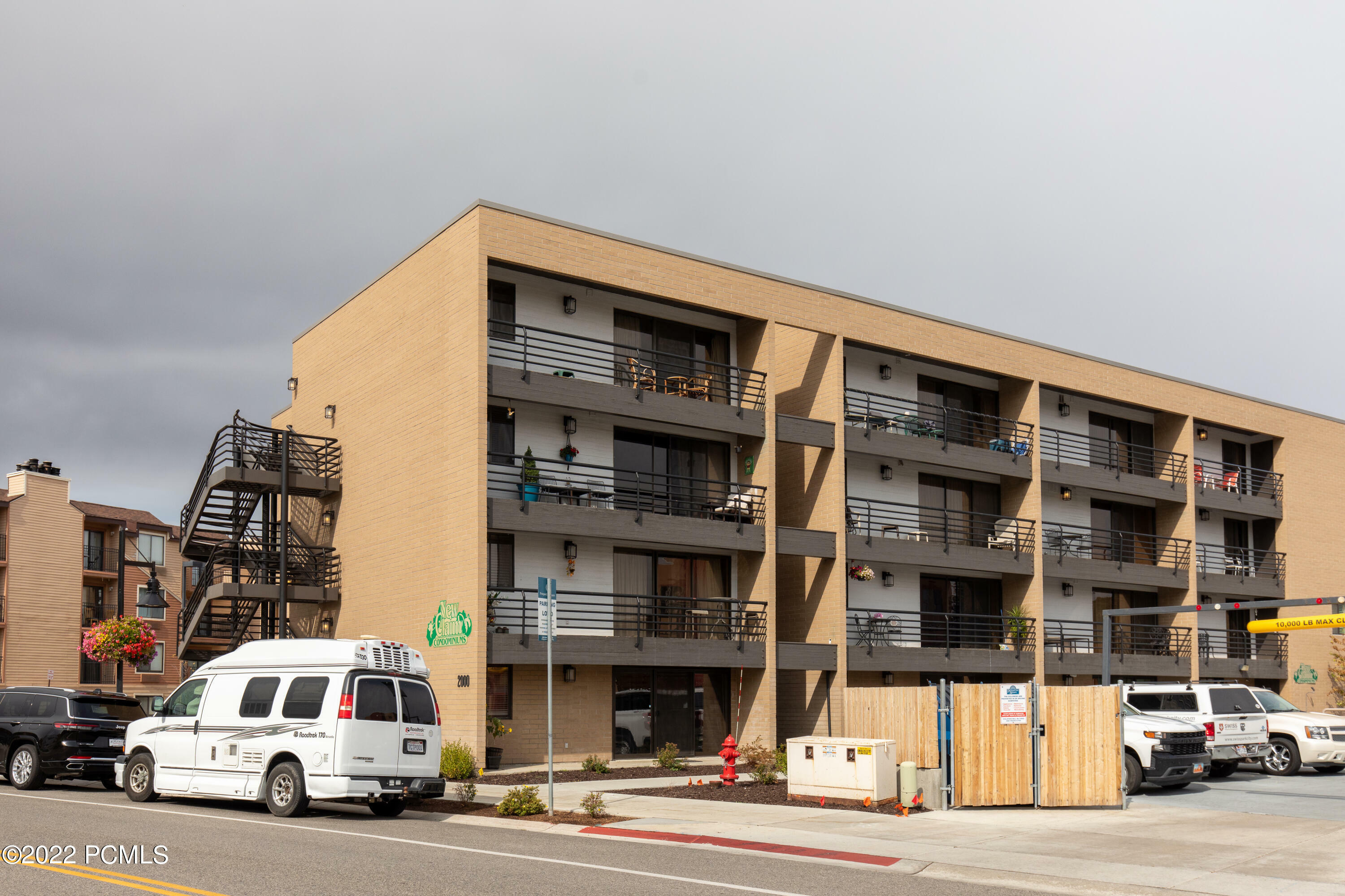 Property Photo: 2000 Prospector Avenue 409 UT 84060