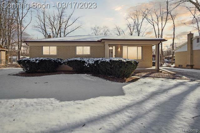 Property Photo:  19620 Angling Street  MI 48152 