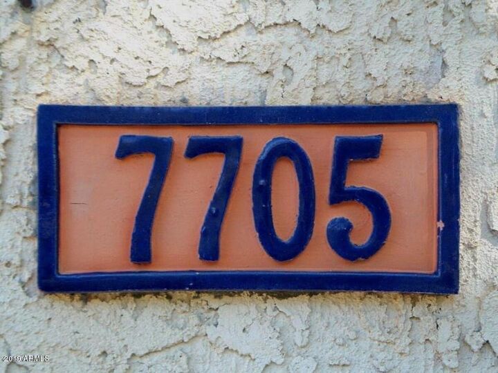 Property Photo: 7705 N 17th Place AZ 85020