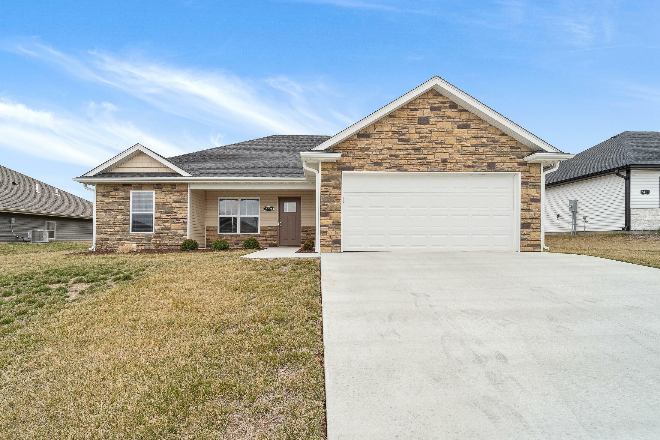 Property Photo:  5709 Geyser Blvd  MO 65202 