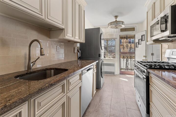 1136 E 225th Street  Bronx NY 10466 photo