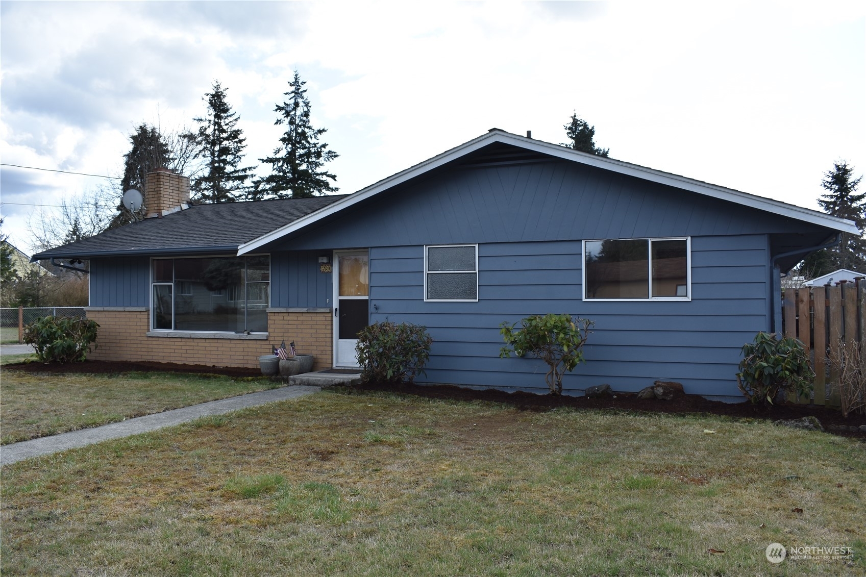 Property Photo:  4930 92nd Street NE  WA 98270 