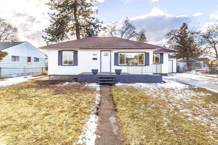4507 N Calispel St  Spokane WA 99205 photo