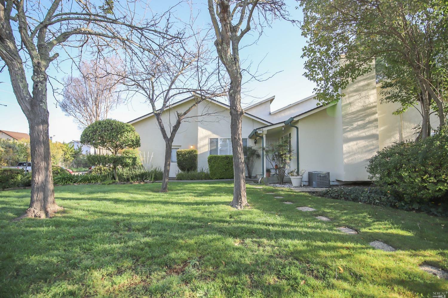 Property Photo:  3500 Larchmont Drive  CA 94534 