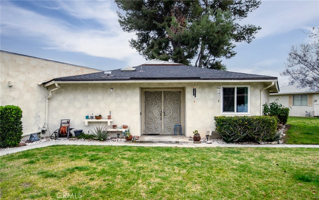 Property Photo:  1069 Occidental Circle  CA 92374 