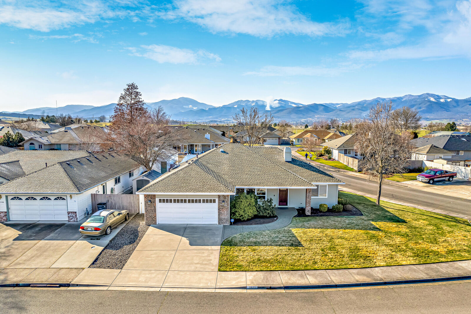 Property Photo:  3502 Shawna Drive  OR 97504 