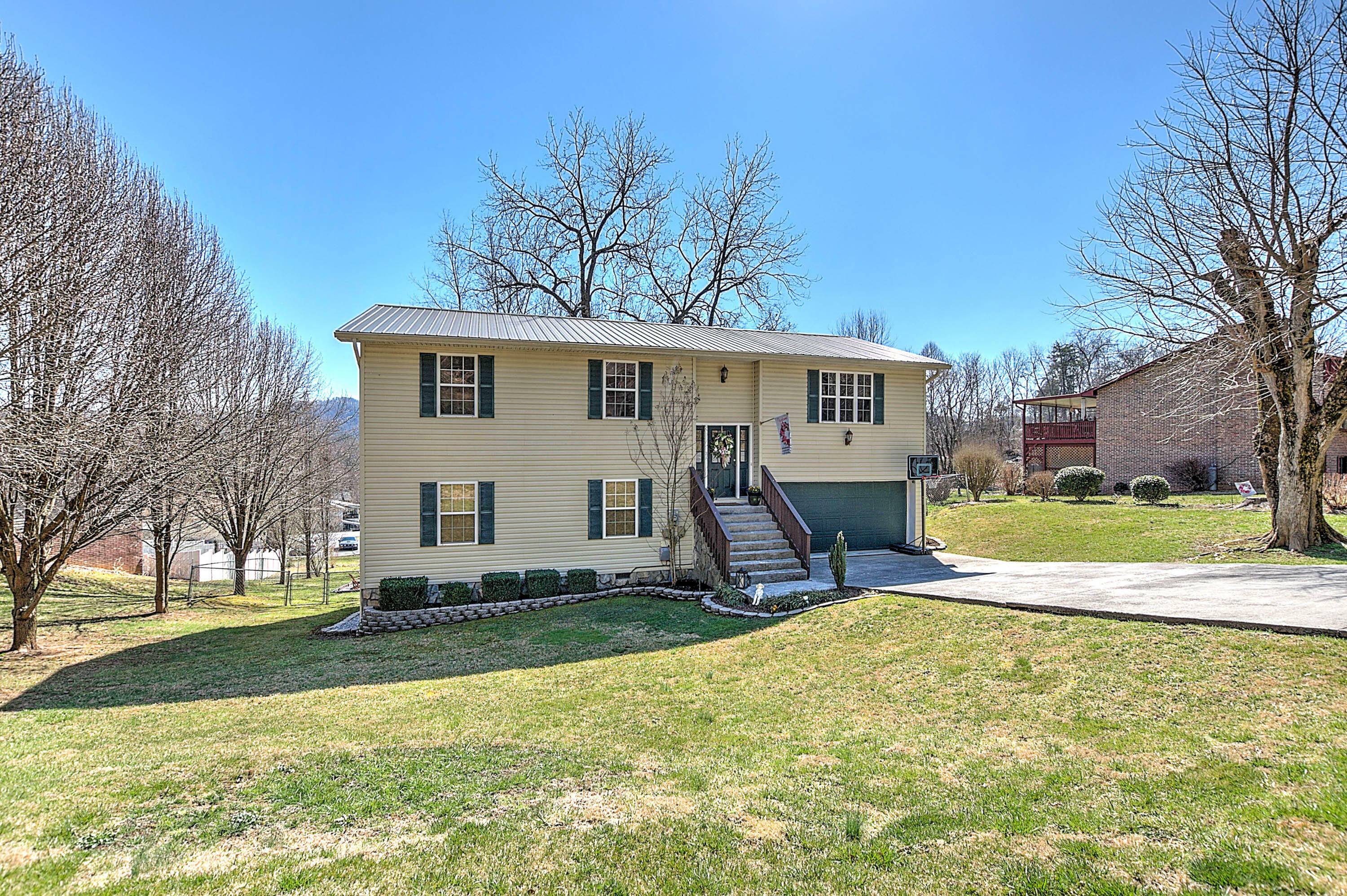 Property Photo:  612 San Antonio Drive  TN 37620 