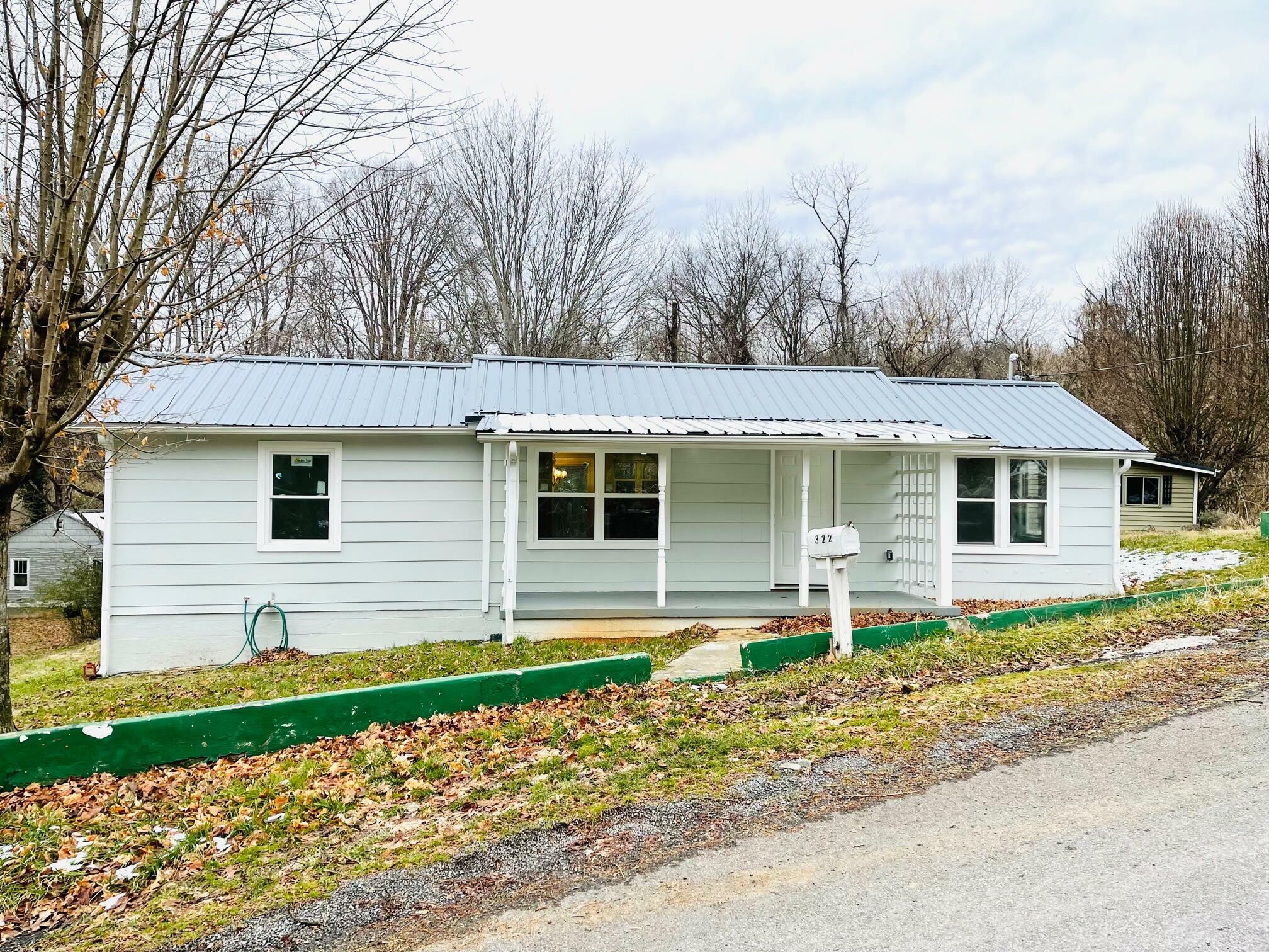 Property Photo:  322 Cave Ridge Road  TN 37857 