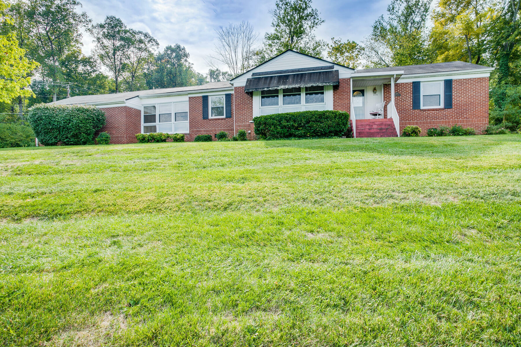 Property Photo:  2374 Inglewood Drive  TN 37664 