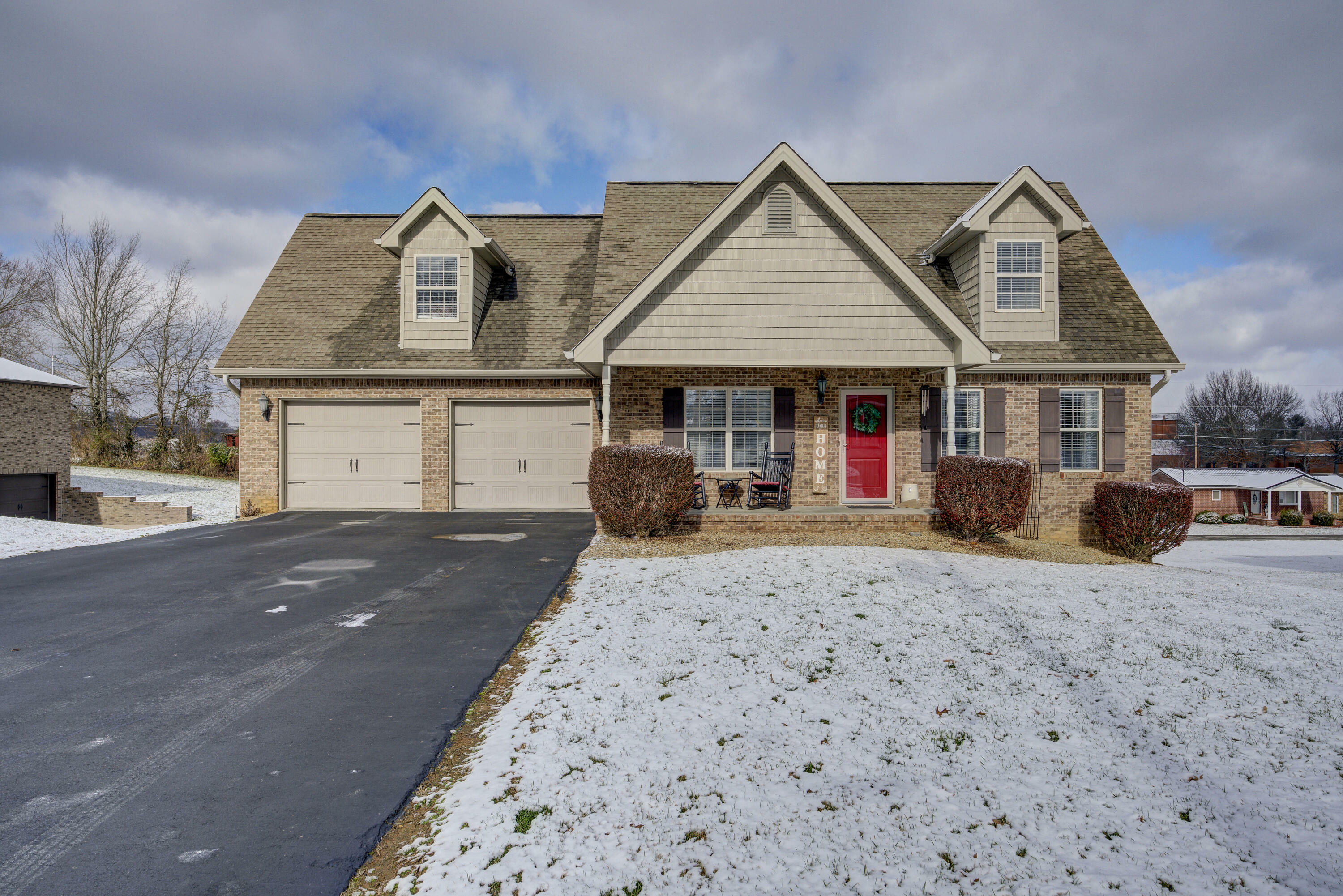 143 Skyland Circle  Gray TN 37615 photo