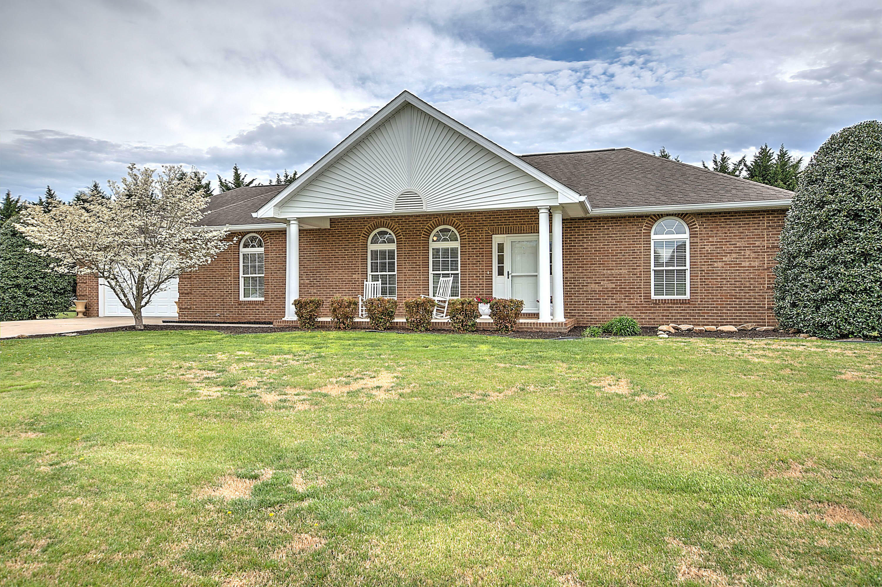 480 Sam Doak Street  Greeneville TN 37745 photo