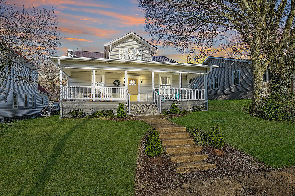 Property Photo:  917 Pennsylvania Avenue  TN 37620 