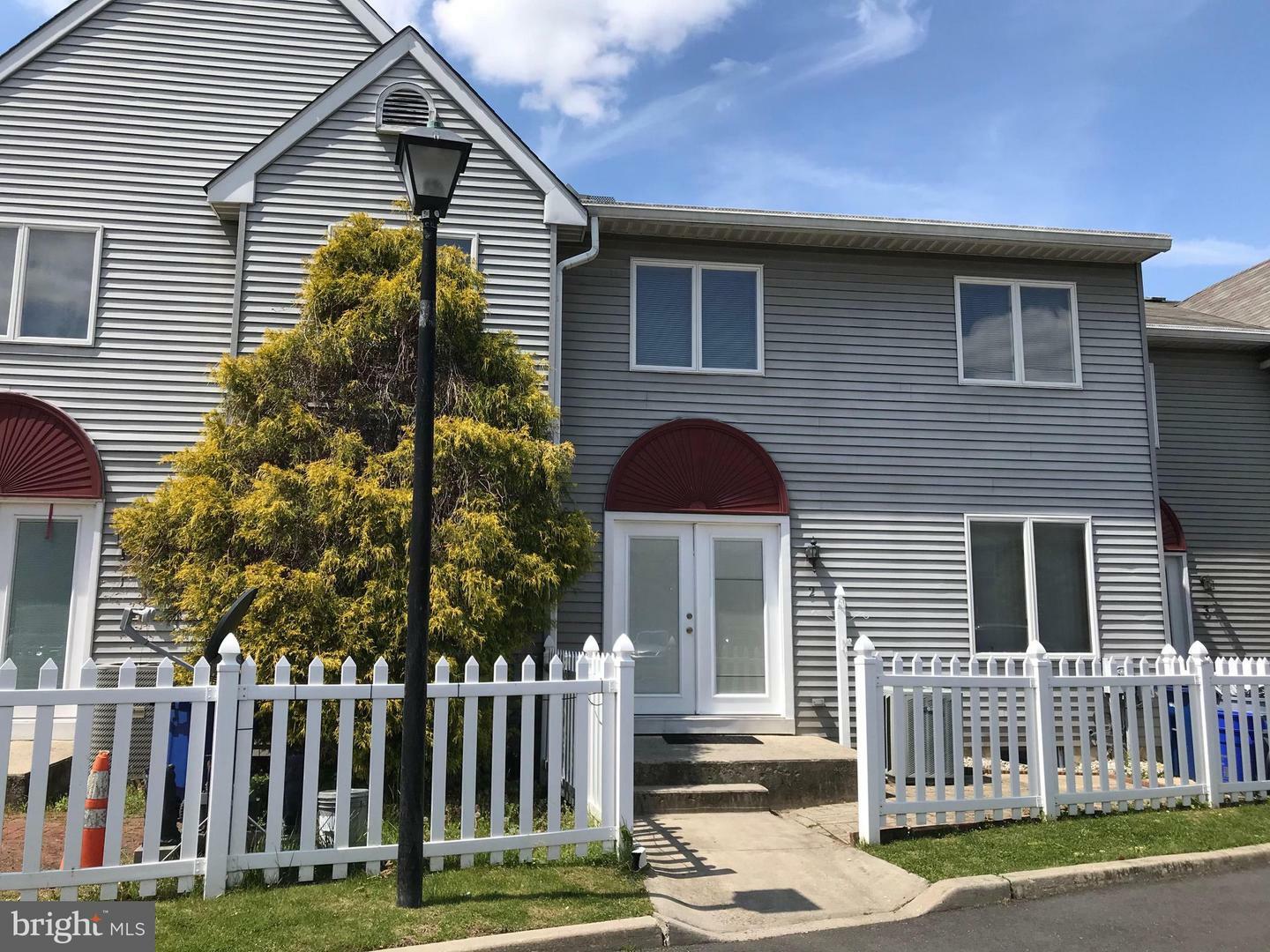 Property Photo: 2 Wyndham Place NJ 08518