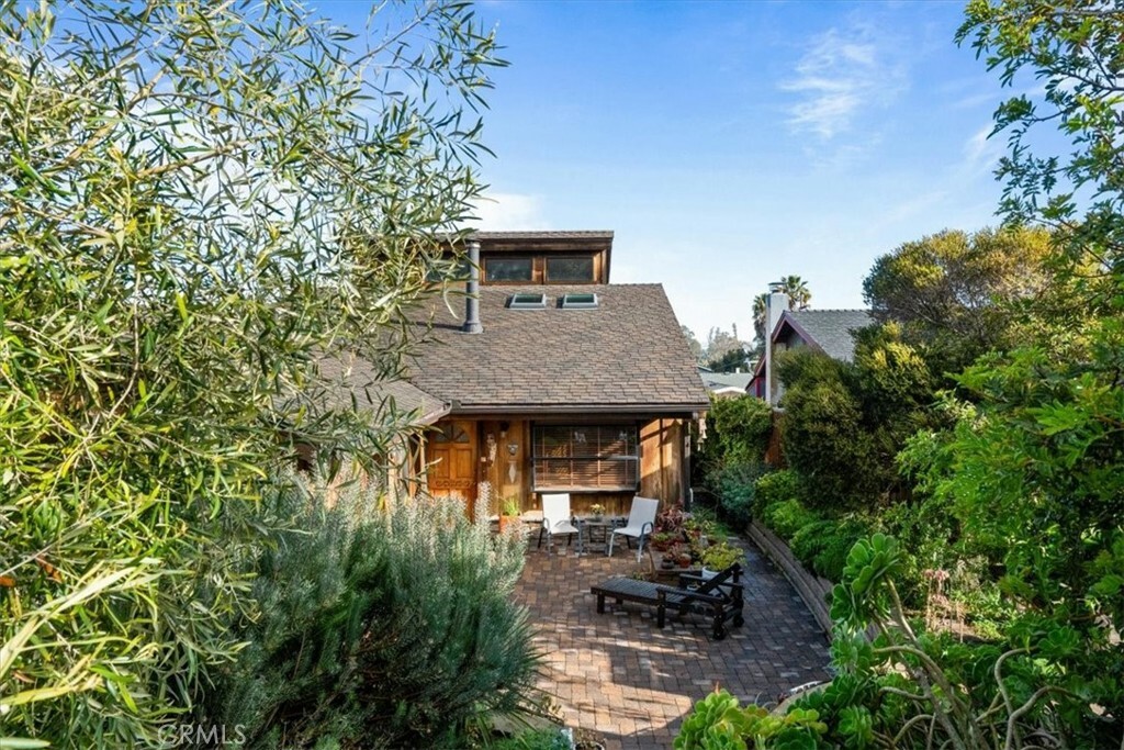 Property Photo:  360 Highland Drive  CA 93402 
