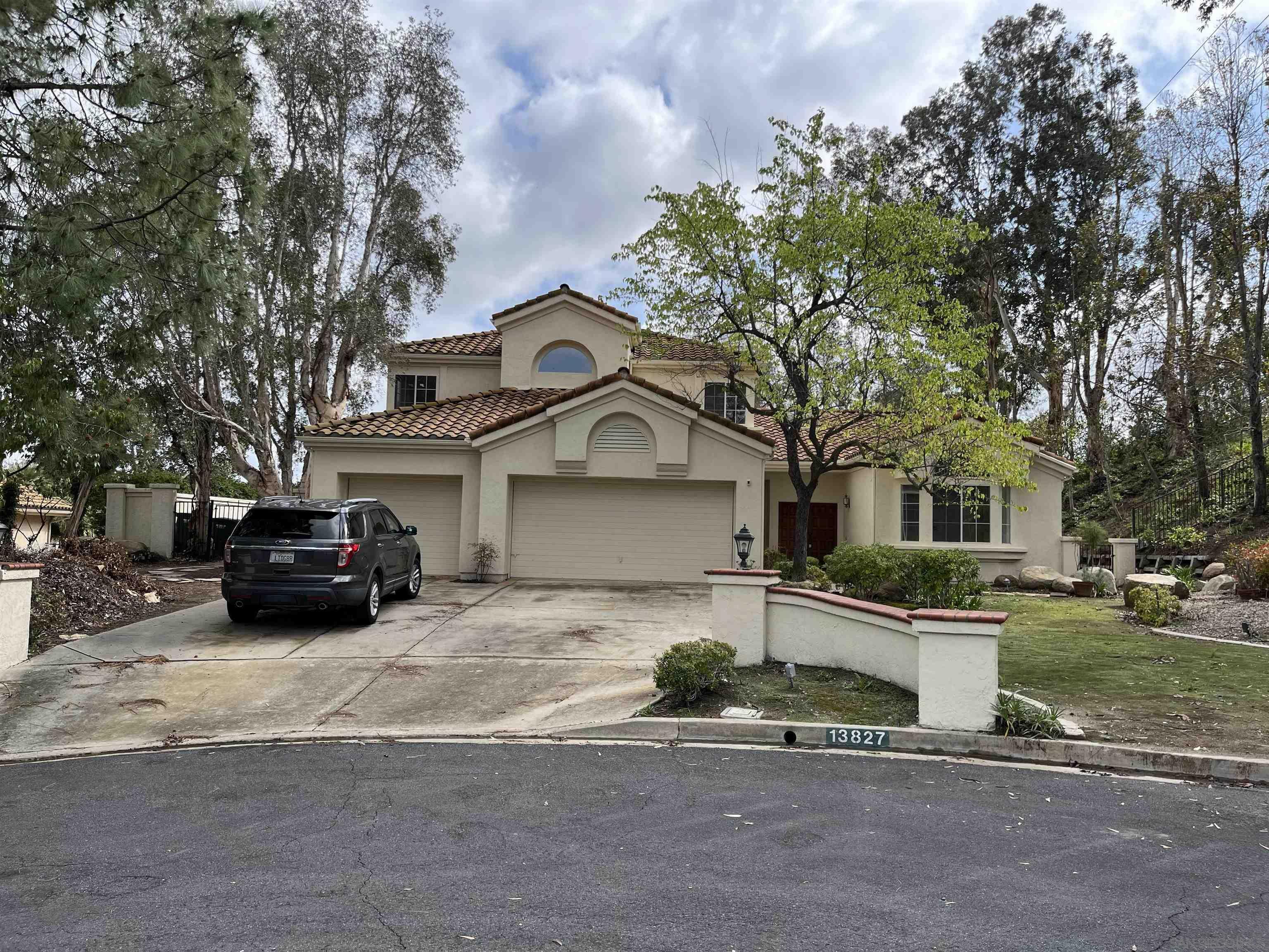 Property Photo:  13827 Deergrass Ct  CA 92064 