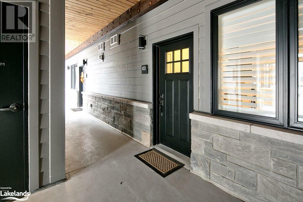 Property Photo:  10 Beckwith Lane  ON L9Y0A4 