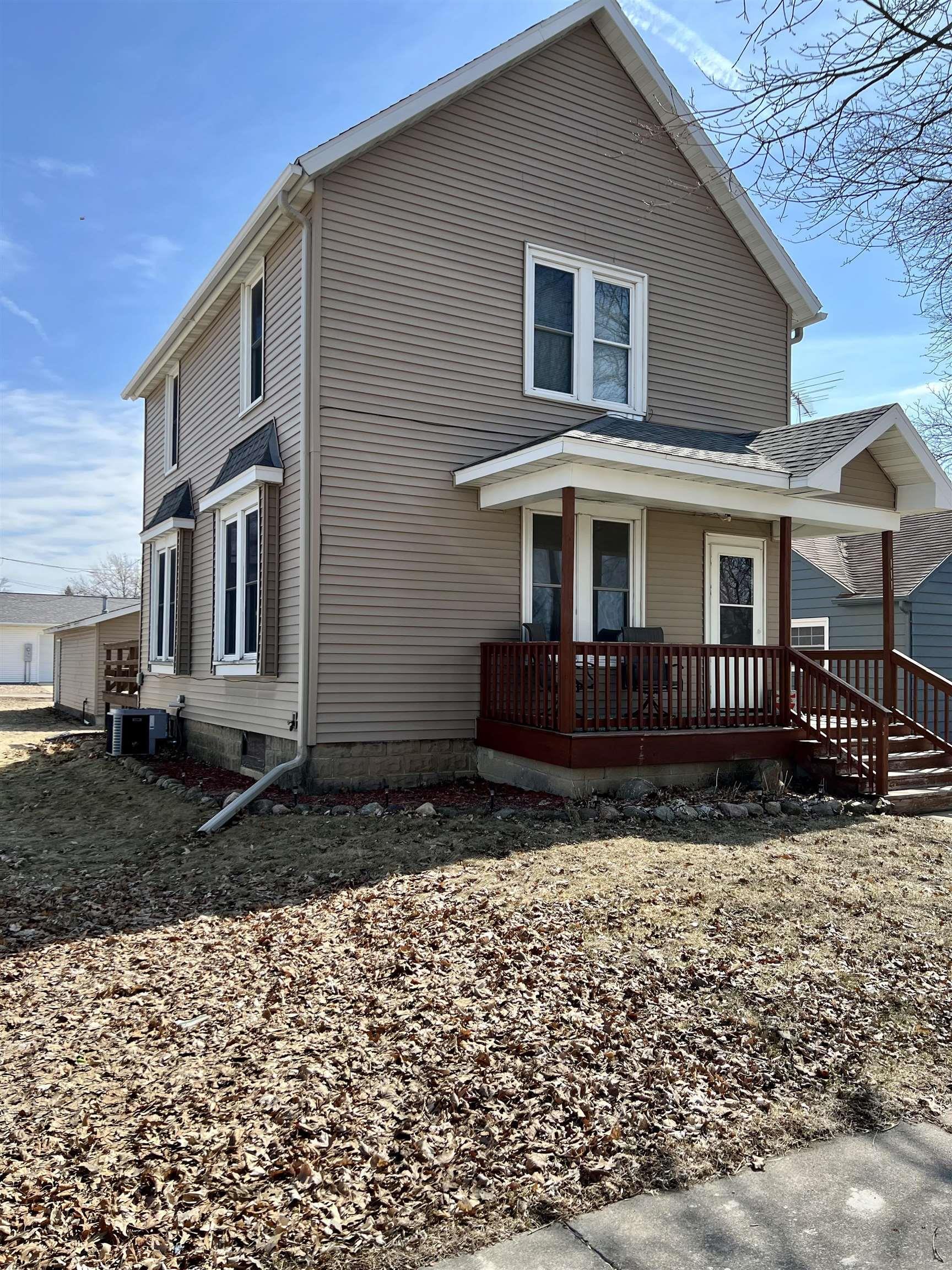 Property Photo: 111 N Maple Street IA 50659