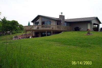 Property Photo:  9632 N Paradise Rd  WI 53040 