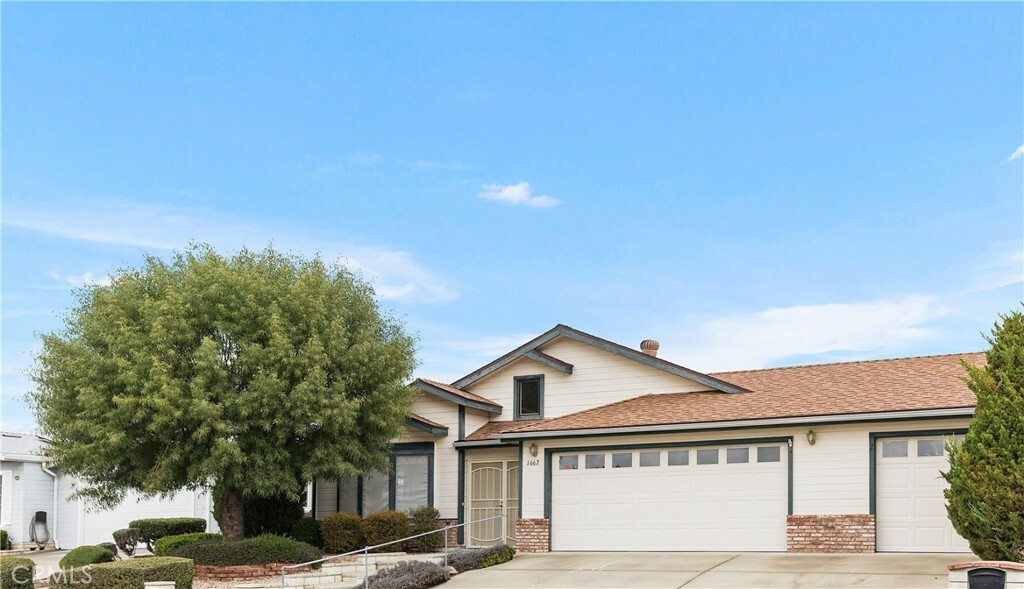 Property Photo:  1662 Willow Leaf Dr.  CA 92545 