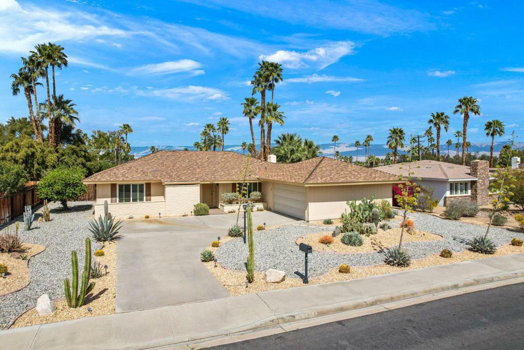 Property Photo:  72850 Tamarisk Street  CA 92260 