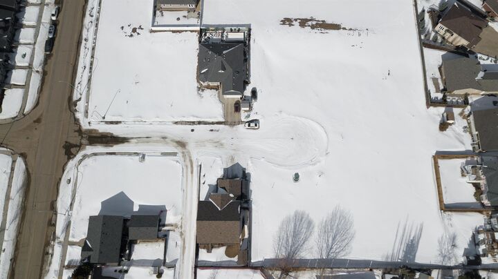 Property Photo: 7210 44 Avenue Close AB T4V 5E1