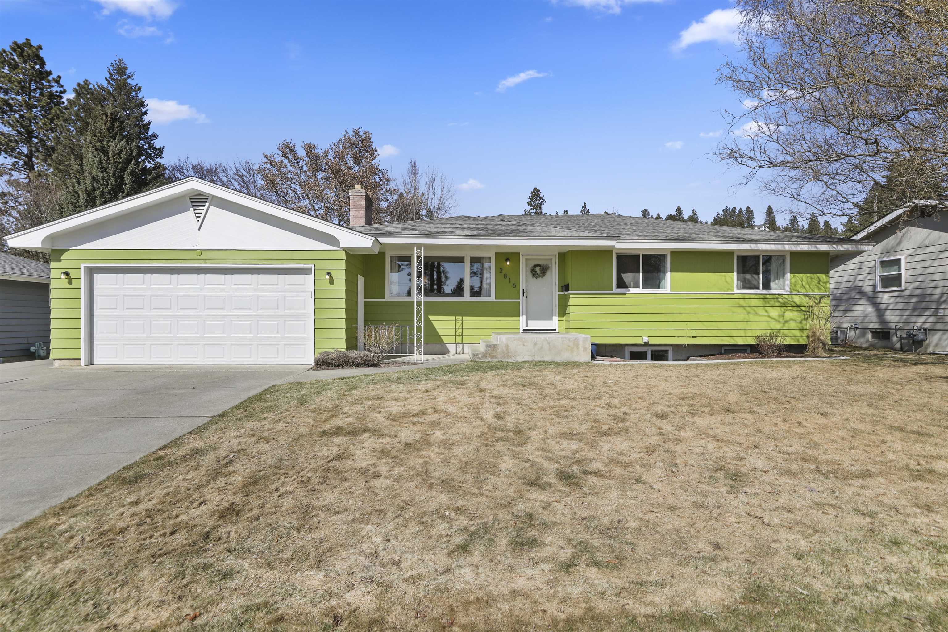 Property Photo: 2816 W Beacon Ave WA 99208-4545