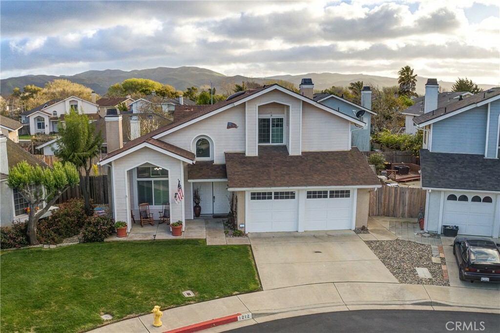 Property Photo:  1212 Timothy Court  CA 93436 