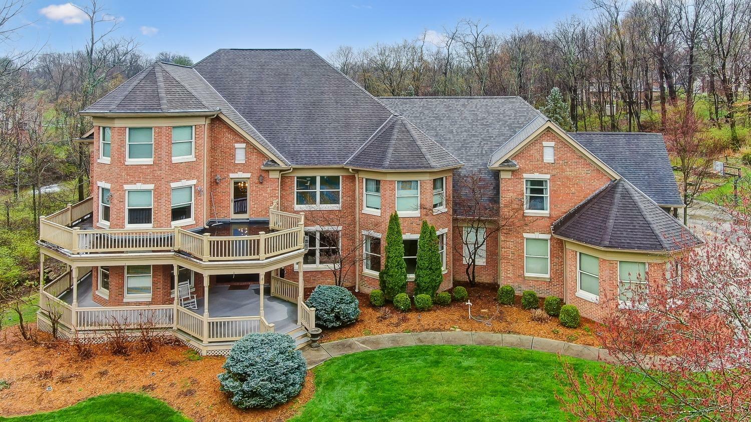 Property Photo: 7147 Ravens Run Road OH 45244